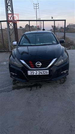 نيسان ألتيما